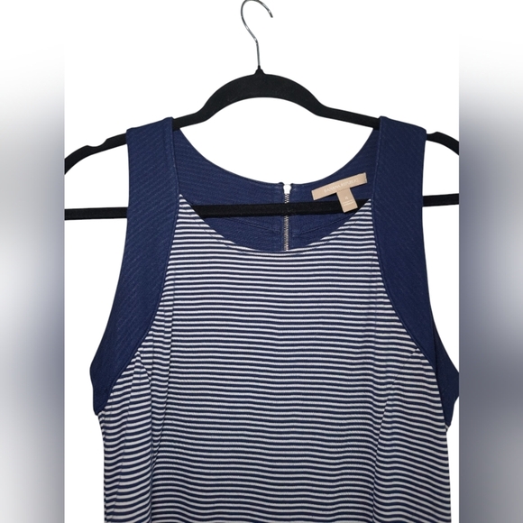 Banana Republic Navy and White Striped Sleeveless Top - Picture 2 of 3